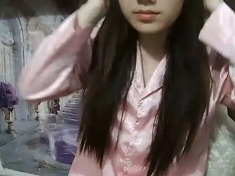 Linda-24 online show from November 2025 01:22:01 PM