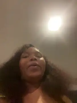 BaddestAss22 online show from March 2026 04:05:01 AM