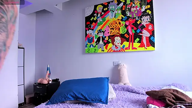 MiaVillalobos online show from March 2026 05:09:02 PM