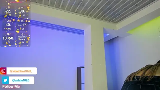 MiaVillalobos online show from November 2025 10:24:01 PM