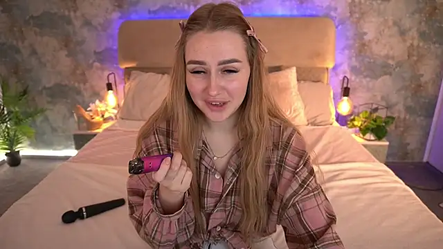 GabriellaJass online show from December 2025 09:03:02 PM