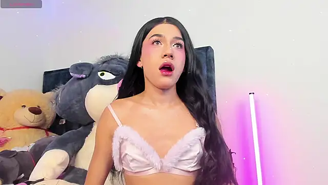 KristallSwan online show from April 2026 02:25:01 AM