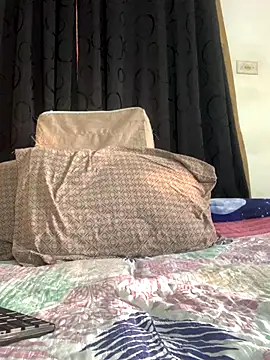 JamesDeker online show from November 2025 11:33:01 AM