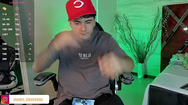 JamesDeker online show from October 2025 08:09:02 PM