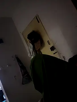 Snapshot of whitelady15 chatting on November 2025 06:00:02 PM whitelady15 online show from November 2025 06:00:02 PM