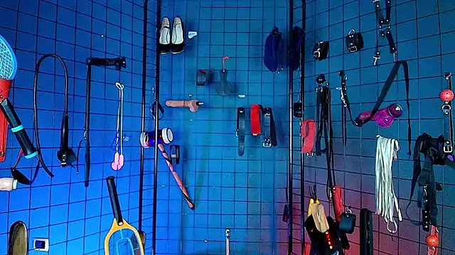 MrEbonybdsm online show from December 2025 12:10:01 PM