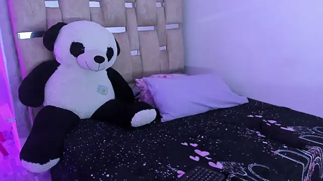 JulianaCarter online show from November 2025 08:14:01 PM