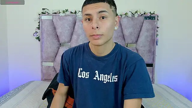 lana and liam  online show from November 2025 10:41:02 AM