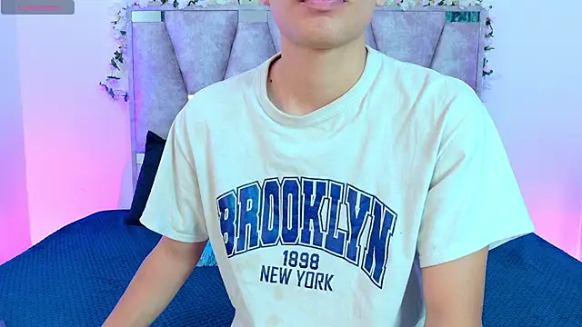 lana and liam  online show from April 2026 10:22:02 AM