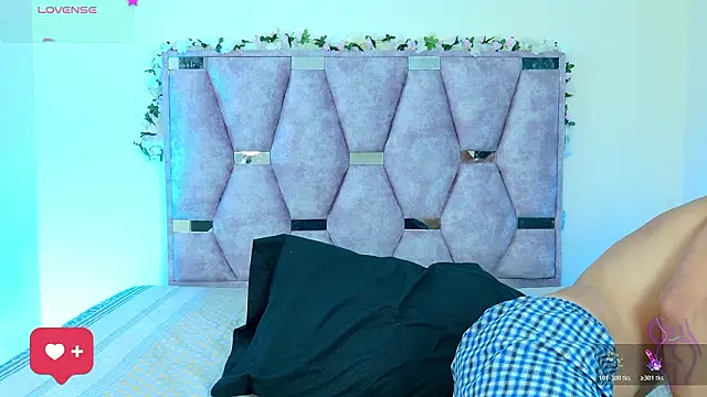 lana and liam  online show from March 2026 10:24:01 AM