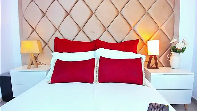 AngelinaDuvall online show from December 2025 09:13:02 AM