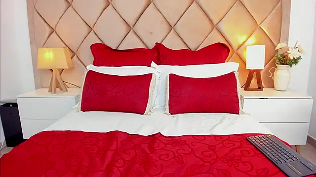 AngelinaDuvall online show from December 2025 11:34:02 AM