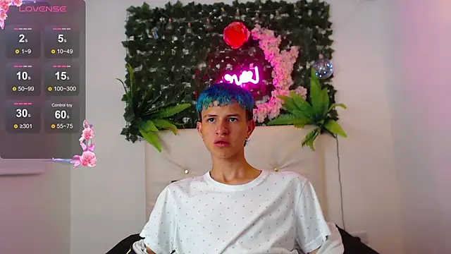 Snapshot of iam_lukas__ chatting on October 2025 12:45:02 AM iam lukas online show from October 2025 12:45:02 AM