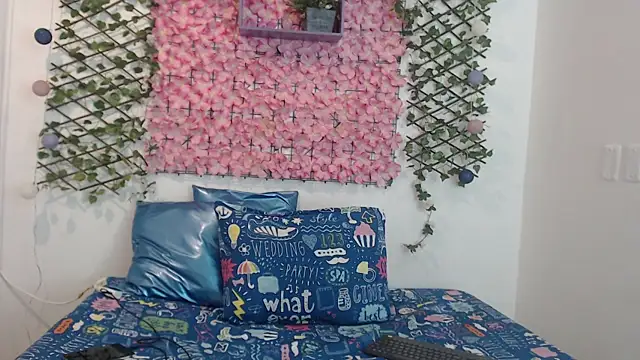 Snapshot of iam_lukas__ chatting on September 2025 08:42:01 PM iam lukas online show from September 2025 08:42:01 PM