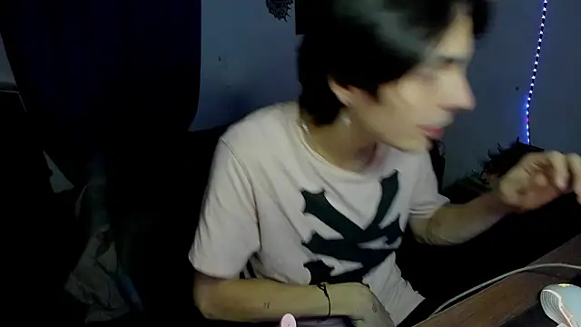 golden ryyan online show from March 2026 03:22:01 AM