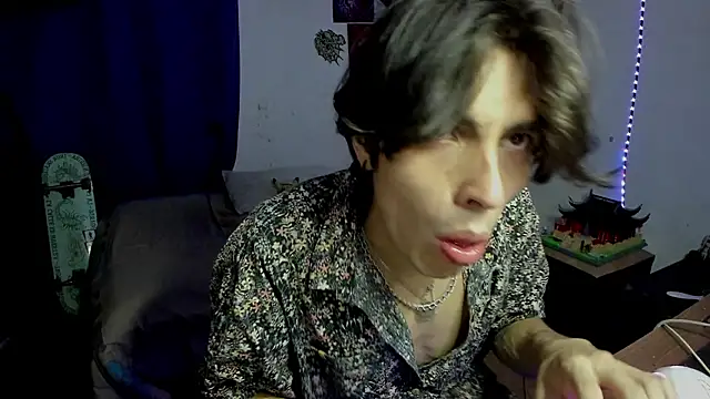 golden ryyan online show from March 2026 02:41:02 AM