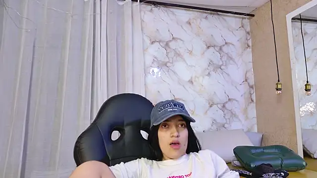 michaelmistress online show from October 2025 11:30:01 AM