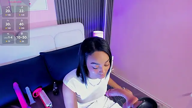 Clawdeen  wolf online show from February 2026 09:12:01 PM