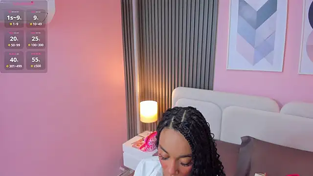 Clawdeen  wolf online show from November 2025 08:13:02 PM