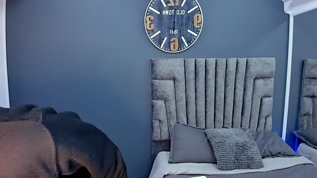 Snapshot of stephane_rouss chatting on December 2025 08:06:02 PM stephane rouss online show from December 2025 08:06:02 PM