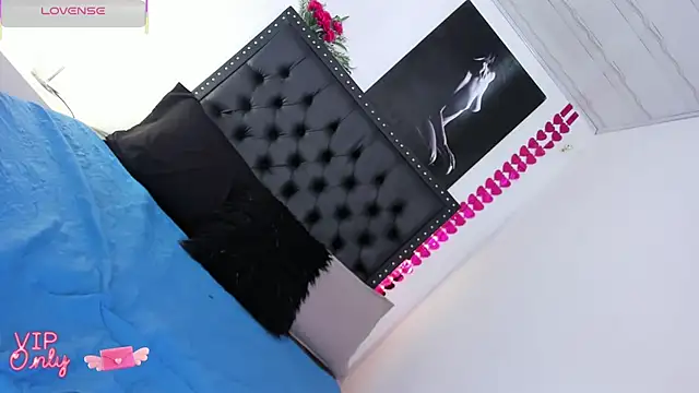 ScarlettVell online show from January 2026 07:12:01 PM