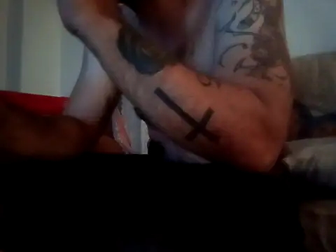 Feistysausage online show from October 2025 09:07:02 PM