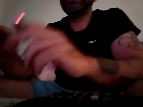 Feistysausage online show from October 2025 09:17:02 PM