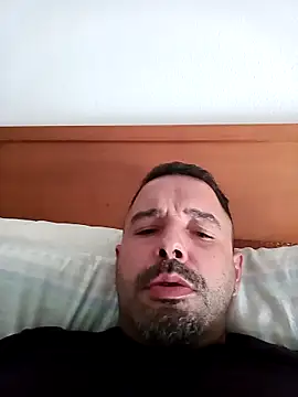 Feistysausage online show from October 2025 11:10:02 AM