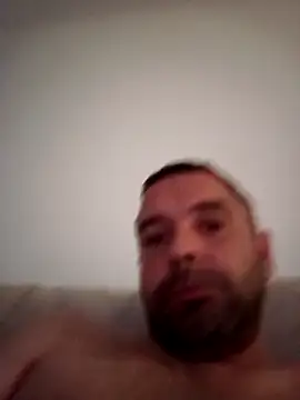 Feistysausage online show from October 2025 09:59:01 PM