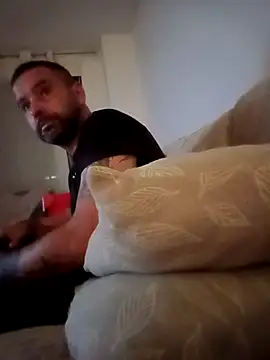 Feistysausage online show from September 2025 08:04:02 PM