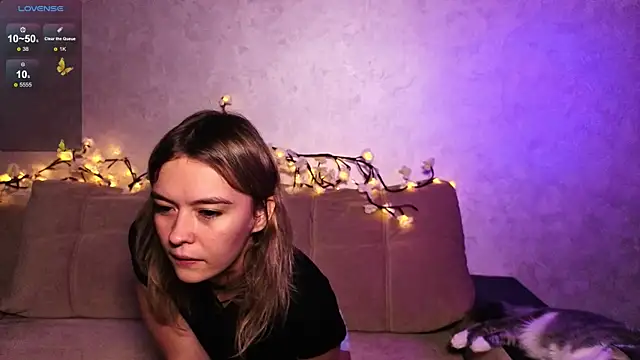 Snapshot of DemonaCast chatting on September 2025 04:03:01 PM DemonaCast online show from September 2025 04:03:01 PM