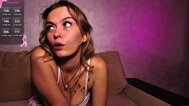 Snapshot of DemonaCast chatting on September 2025 09:03:01 PM DemonaCast online show from September 2025 09:03:01 PM