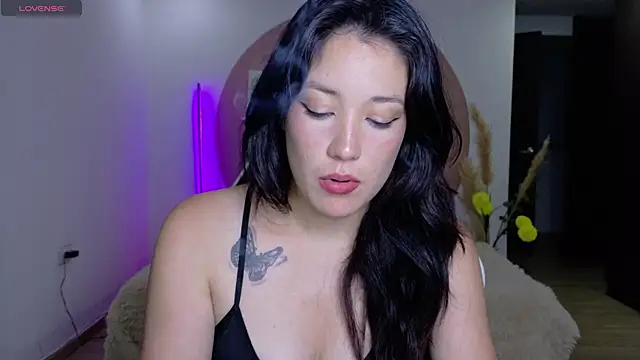 Eliih 01 online show from April 2026 02:13:01 AM