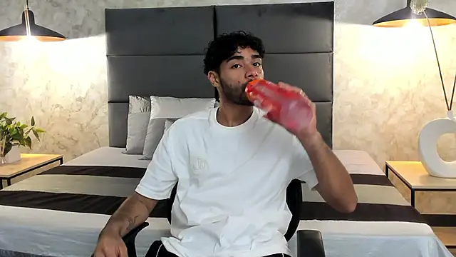 RaphaelDufort online show from November 2025 11:36:02 PM