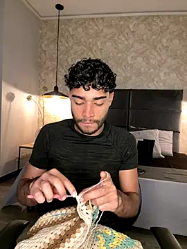 RaphaelDufort online show from November 2025 12:00:02 AM