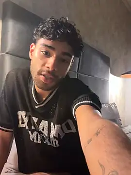 RaphaelDufort online show from November 2025 10:42:01 PM