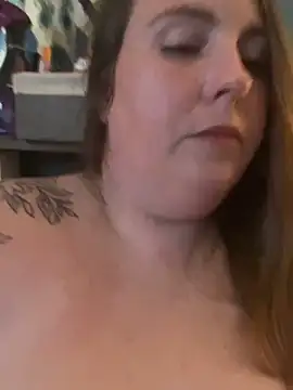 Domimommy420 online show from October 2025 08:54:02 PM