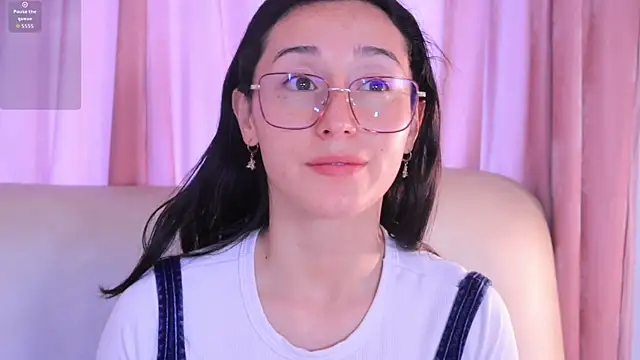 Ginevra esposito online show from November 2025 01:15:01 PM