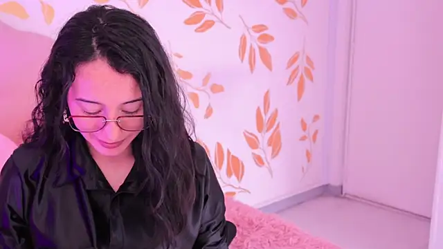 Ginevra esposito online show from January 2026 12:44:02 PM