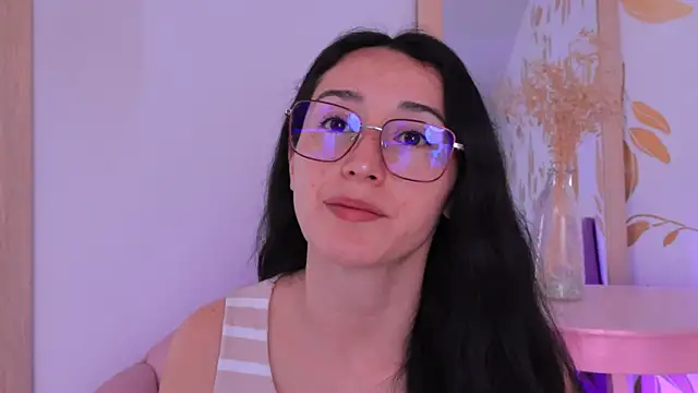 Ginevra esposito online show from December 2025 12:39:01 PM