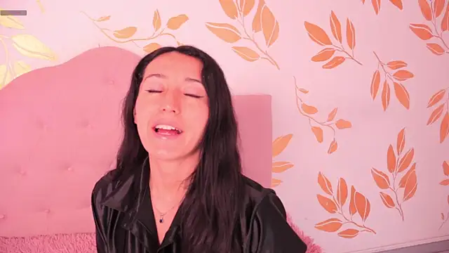 Ginevra esposito online show from March 2026 12:53:01 PM