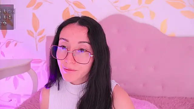 Ginevra esposito online show from February 2026 01:00:02 PM