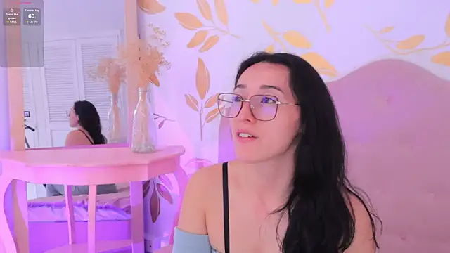 Ginevra esposito online show from November 2025 12:42:01 PM