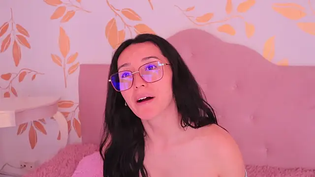 Ginevra esposito online show from February 2026 12:38:02 PM