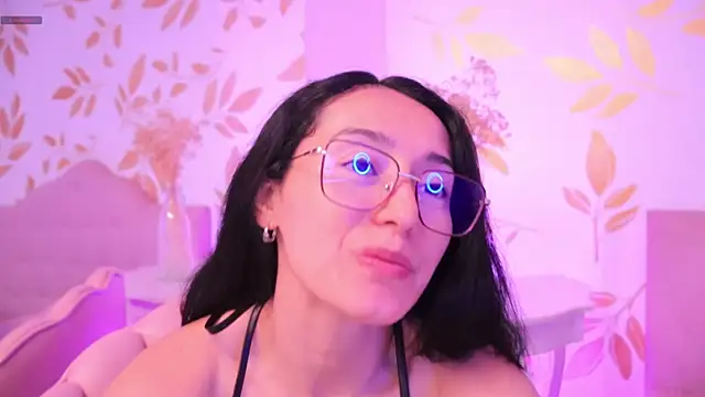 Ginevra esposito online show from March 2026 12:42:01 PM