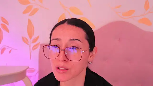 Ginevra esposito online show from March 2026 12:51:02 PM