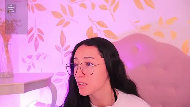 Ginevra esposito online show from March 2026 12:38:01 PM