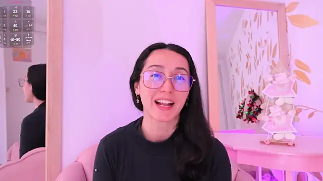 Ginevra esposito online show from December 2025 12:42:02 PM