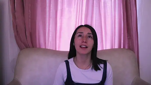 Ginevra esposito online show from June 2026 12:46:02 PM