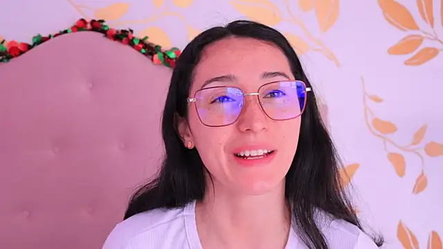 Ginevra esposito online show from December 2025 12:41:01 PM